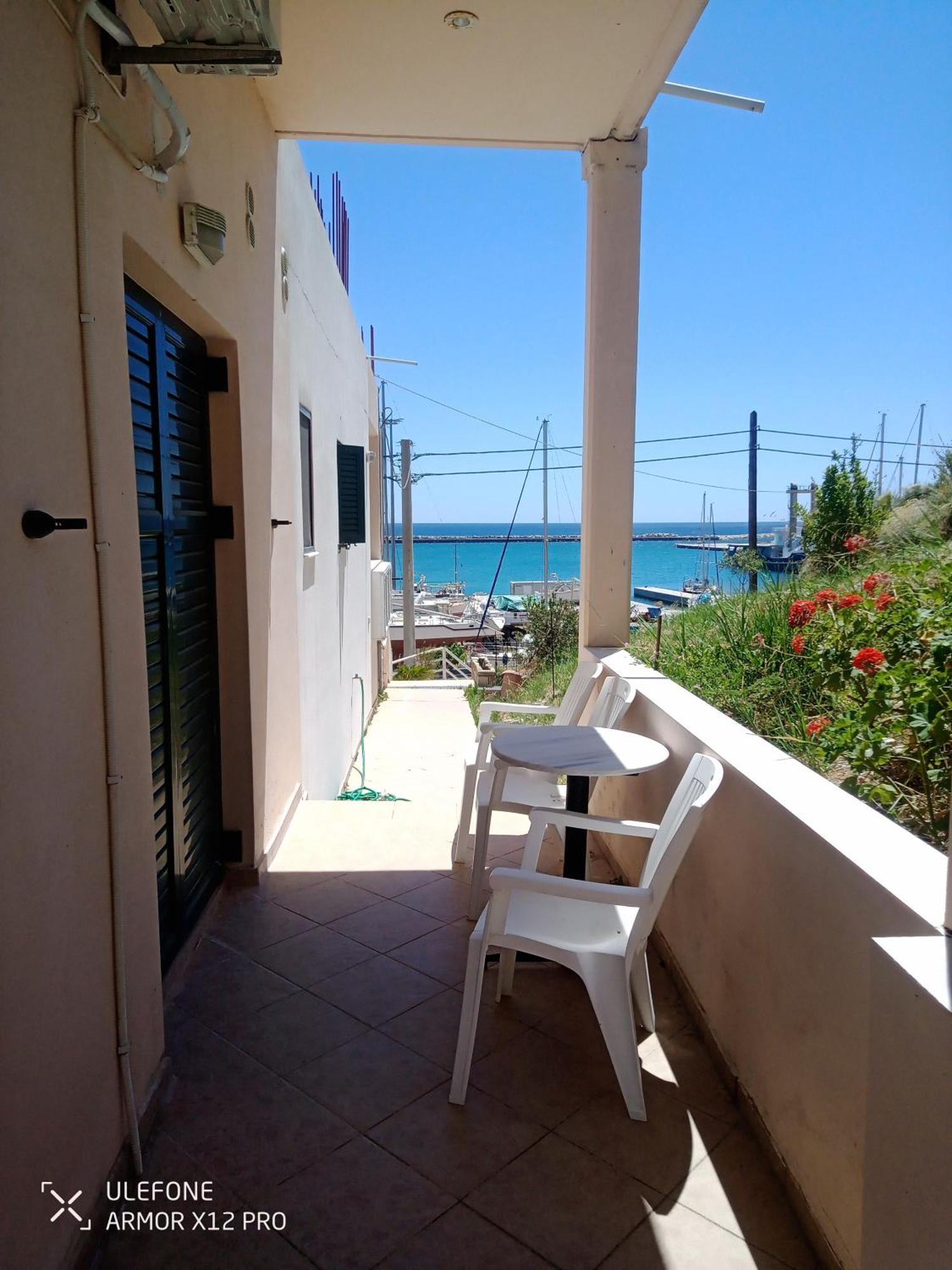 Thea Hotel Paralia Kimis Exterior photo